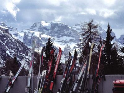 Meeting point - Folgarida - 1992 - by Pietrolucci R.