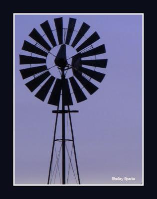 g3/22/525822/3/55335035.WindmillSilhouette.jpg