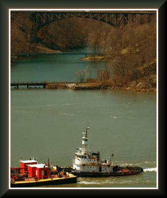 Tug on the Hudson.jpg