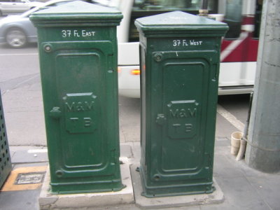 5 september Traffic light boxes at Flinders street