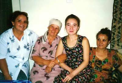 Hilola with her mother Titjana, her aunt and her grandmother