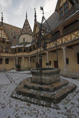 Hospices de Beaune Htel Dieu-004