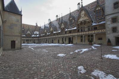 Hospices de Beaune Htel Dieu-002