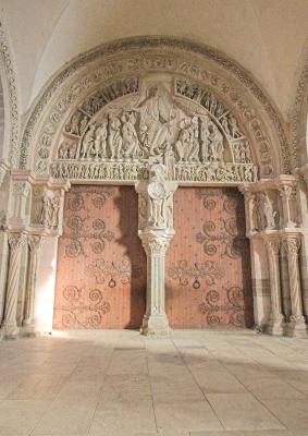 Vezelay_Basilica Ste. Madeleine-005