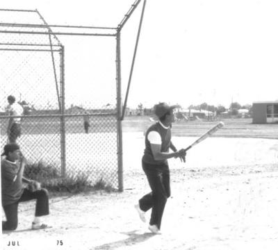 TOM HITS HOMER