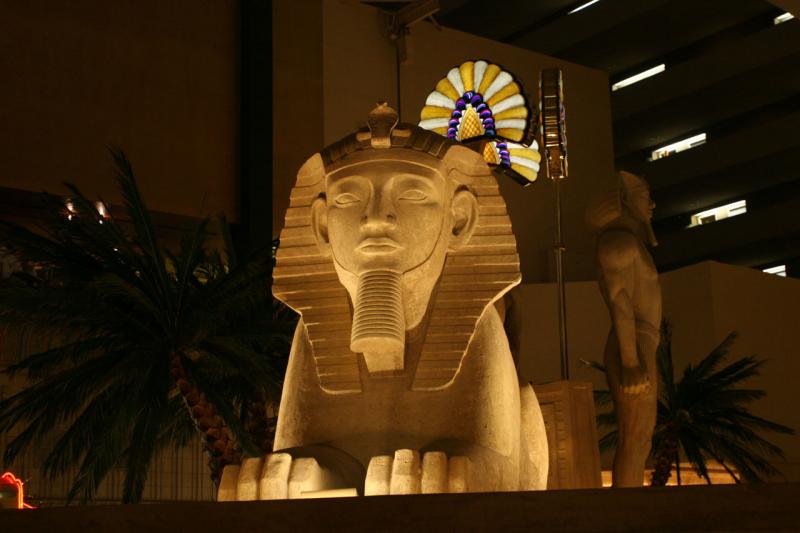 LV2004_322.jpg
