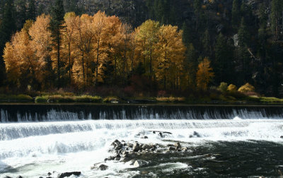 Wenatchee River Dam 2.jpg