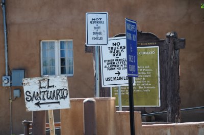 Sanctuario Signs