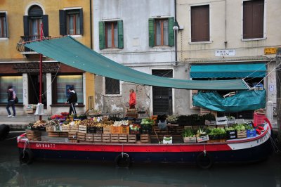 Canal Shopping