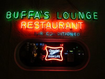 Buffas Lounge