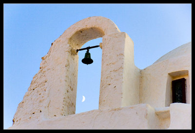 The Moon and a Bell, Mykonos
