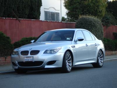 g3/23/135623/3/52739297.2006BMWM5.jpg