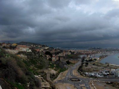 Un gros orage sur Marseille...
