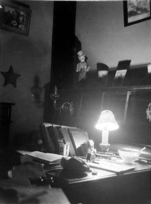 1951 - Lieu des rvisions scolaires, sans oublier le viatique - Les malheurs de Claire Lvy