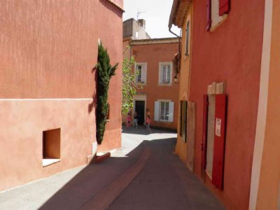 Rue colore de Roussillon