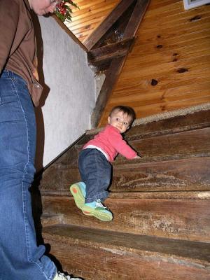 Petite, ouais, mais en haut de l'escalier ! (Avril 2006)