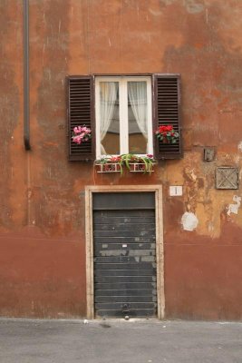Windows in Rome