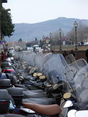Florence - Scooter city