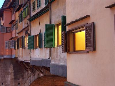 Ponte Vecchio windows