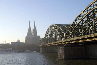 Kln Cathedral and Railway Bridge