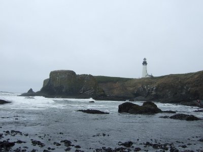 064_Yaquina Head Lighthouse Beach.jpg