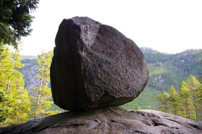 erratic boulder