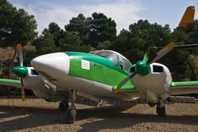 Piper 23 Aztec, EP-PAH