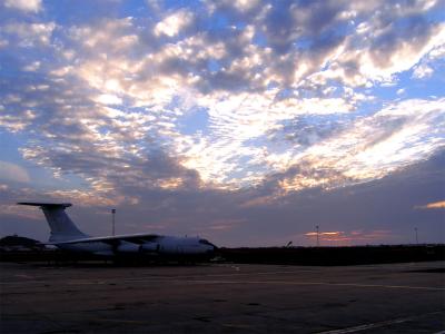 IL-76 on the apron