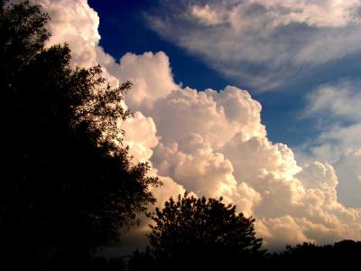 7-18-05 Thunderstorm3.JPG