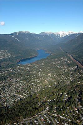 North Vancouver BC Canada 2-2006.jpg