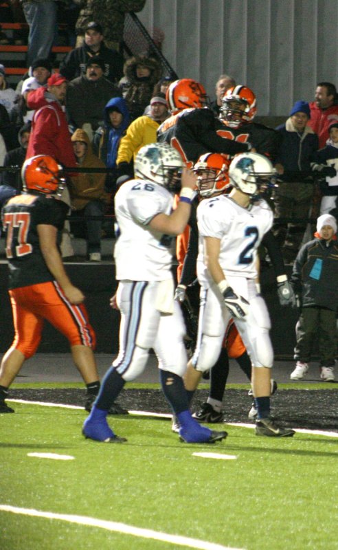 celebrating truesdell touchdown