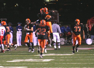 truesdell and rod celebrate touchdown
