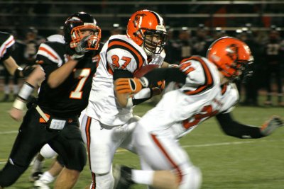 elijah carries the ball