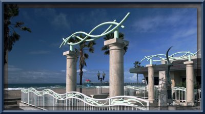 Huntington Beach Pier from Pillars.jpg