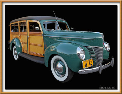 Ford 1940 Deluxe Woody Wgn Green F.jpg