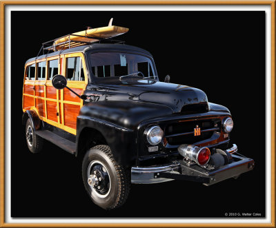 IH 1954 Woody Wgn SUV F.jpg