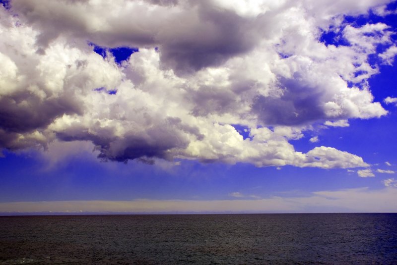 Sea, sky & clouds...