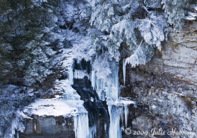 Frozen Fall Creek Falls