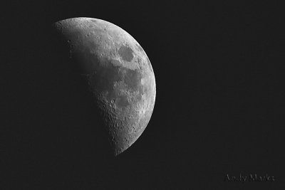 New(ish) moon - 400mm, 100% crop