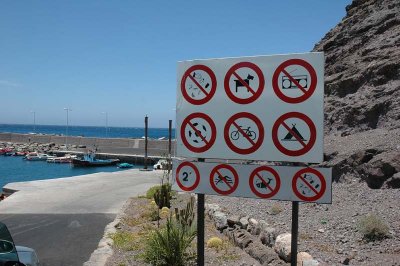 signs, posts & adds (2)