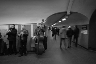 Klezmer in the metro (1)