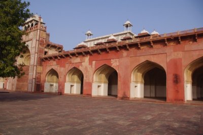 Echo Niches of Tomb of Akbar.jpg