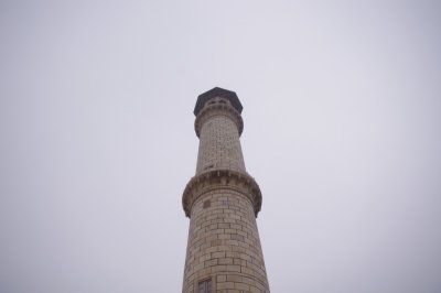 Taj Mahal Minaret.jpg