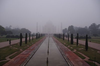 Taj Mahal Overview.jpg