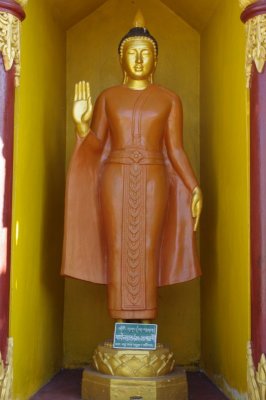Buddhas on Buddha Dhatu Jadi (5).jpg