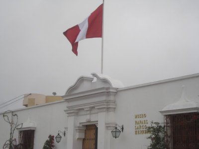 Museo Rafael Larco Entrance.jpg