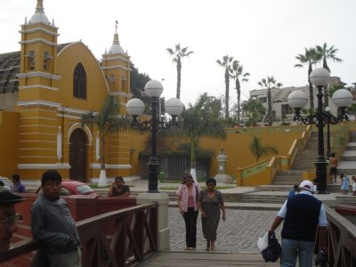 Puente de los Suspiros in Barranco.jpg