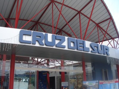 Cruz Del Sur Bus Station in Lima.jpg