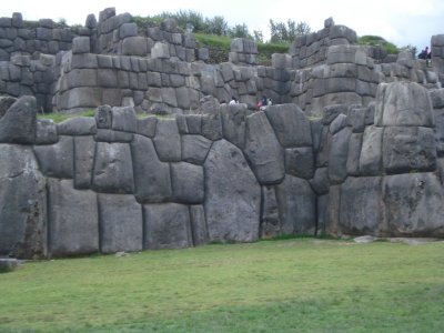 Megalithic Walls at Sacsayhuaman (2).jpg