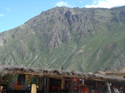 Mountains Near Ollantaytambo.jpg
